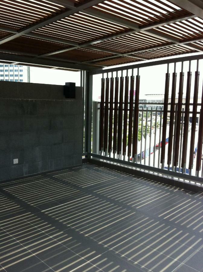 Skyloft Muslim Suite ジョホールバル エクステリア 写真