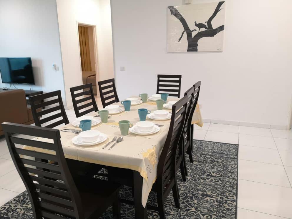 Skyloft Muslim Suite ジョホールバル エクステリア 写真