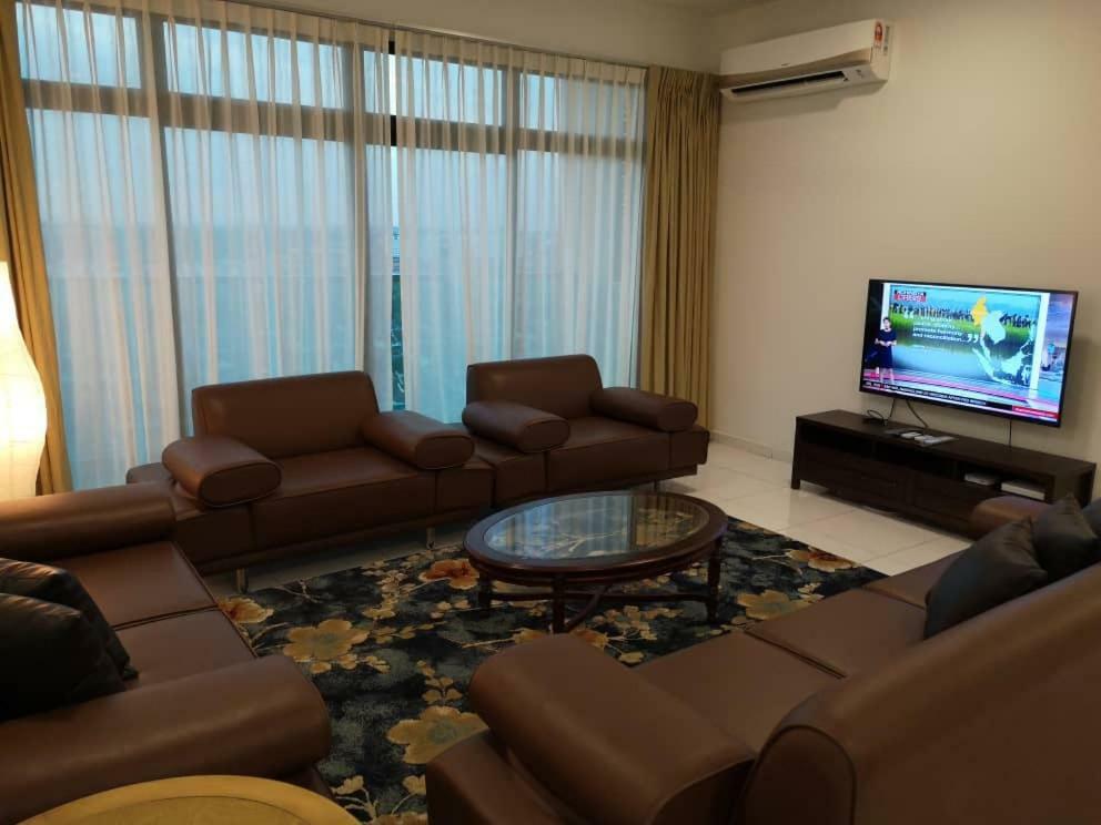 Skyloft Muslim Suite ジョホールバル エクステリア 写真