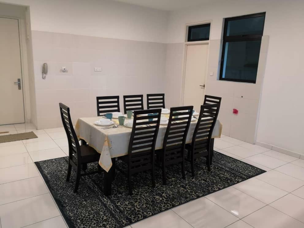 Skyloft Muslim Suite ジョホールバル エクステリア 写真